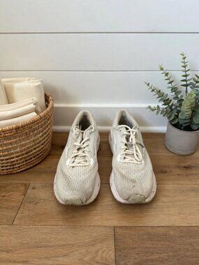Brooks Running Shoes White Mesh Lace-Up Sneakers Size 12 Medium D